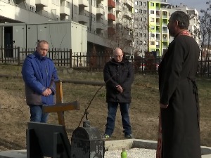 На приштинском гробљу из године у годину све мање Срба на задушнице