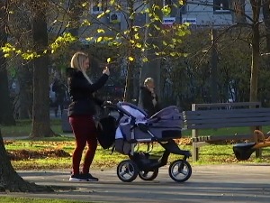 Када запослене жене одлуче да се посвете родитељству – која права немају