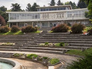 Нови сјај установа културе – на листи Музеј „25. мај”, Главна железничка станица, Народно позориште