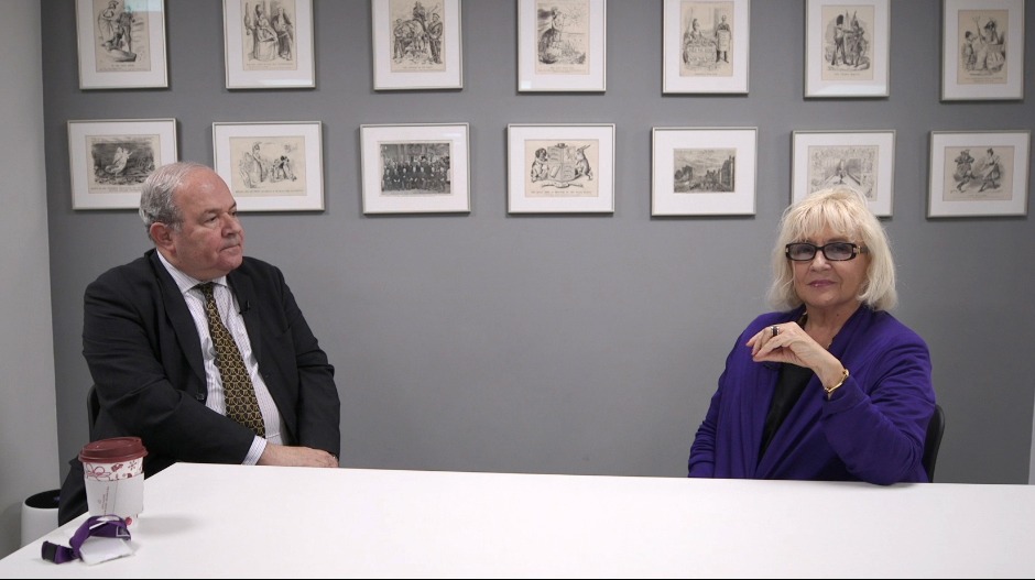  Мира Адања Полак – Ексклузивно: Човек који зна – Џонатан Ајл