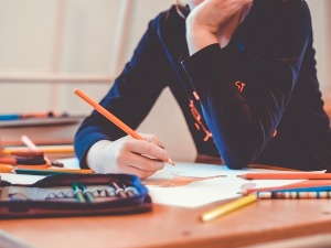 Мршава и јака двојка су исто, може ли оцена да буде мерило знања