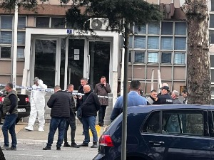 Експлозија у Основном суду у Подгорици – погинула особа која је активирала бомбу, осморо повређено