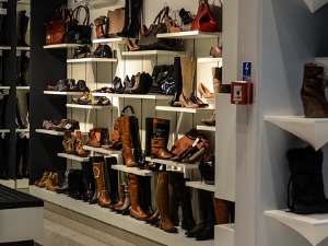 Потрошачи се највише жале на квалитет робе, чак петина приговора на обућу