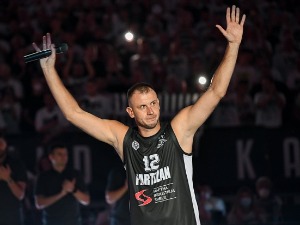 Величковић, Павловић и Варда поново на паркету - ветерани Партизана и Реала заказали дуел у Арени